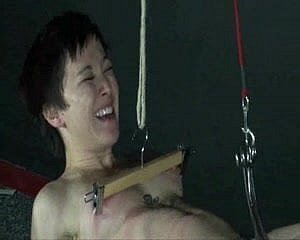 Japanische BDSM und Tit Torture