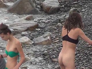 Alfresco views involving glum nude girls
