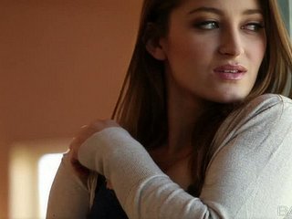Nubile Pamper Dani Daniels gets unshod added to shows their way pussy