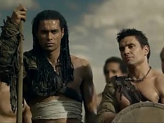 Spartacus - tất cả những cảnh khiêu dâm - vị thần của The Arena